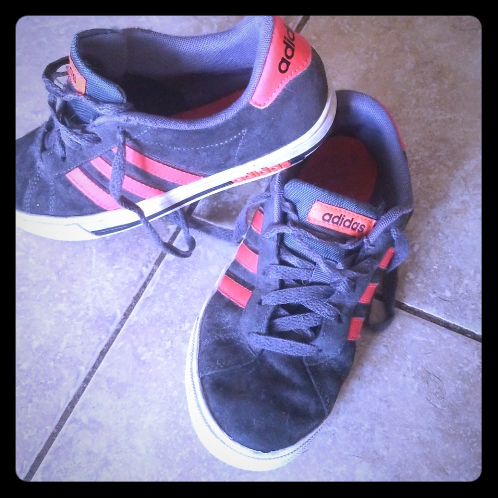 Boys sneakers